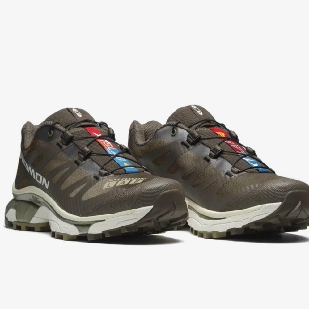 Brand new Salomon XT-4 aurora borealis size 46 / US11.5